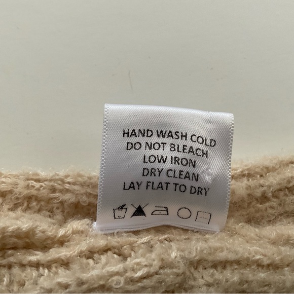 Lovers + Friends Caroline Cardigan Sz S Tan V-Neck Ribbed Grandmacore Slouchy - Picture 11 of 11